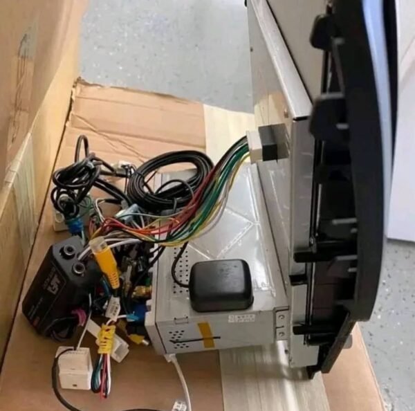 Tesla Screen - Image 3