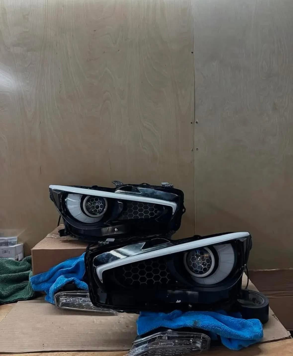 Headlights - Image 6