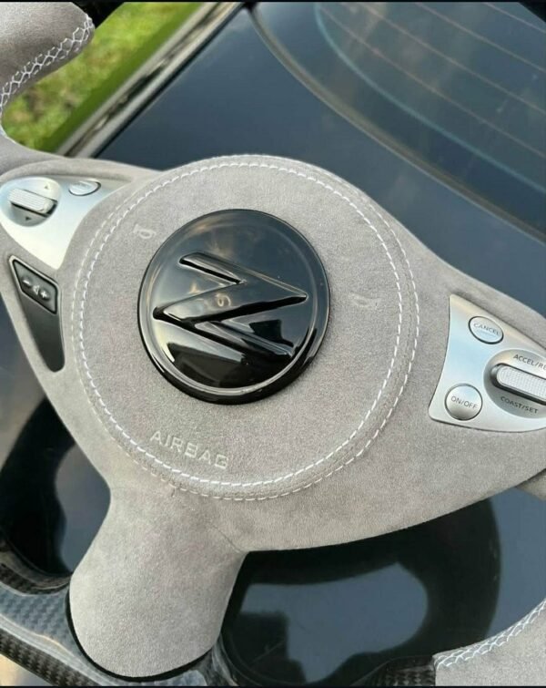 Custom carbon fiber Steering wheel - Image 3