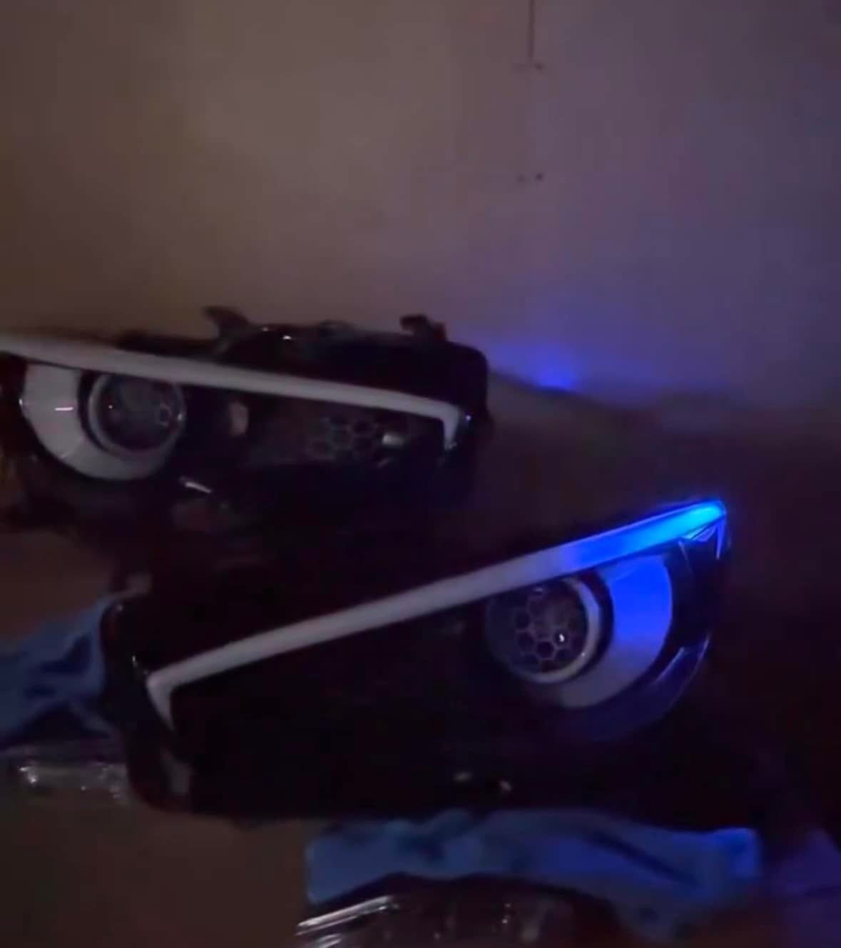 Headlights - Image 5