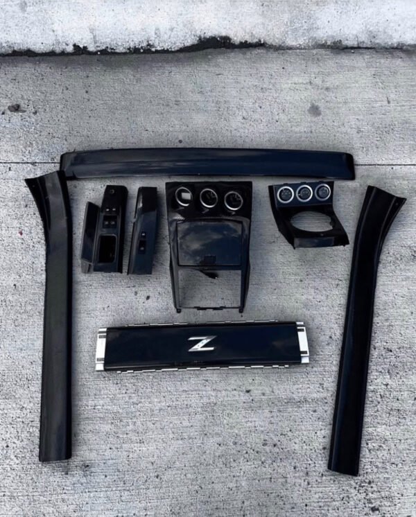 CARBON FIBER INTERIOR