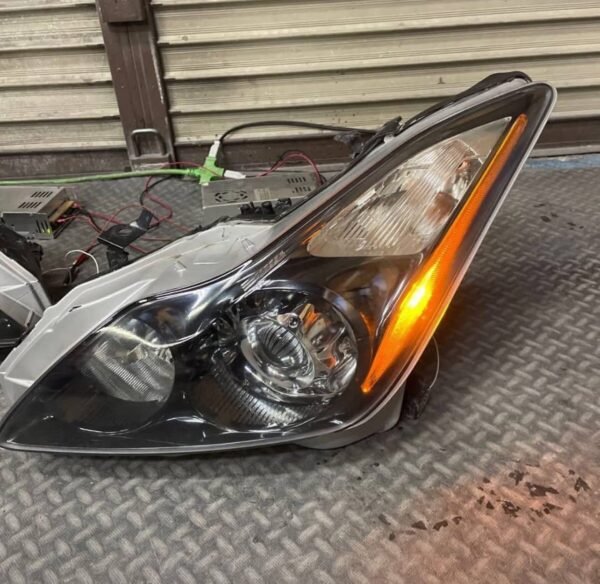 Headlights - Image 3