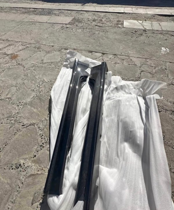 carbon side skirts